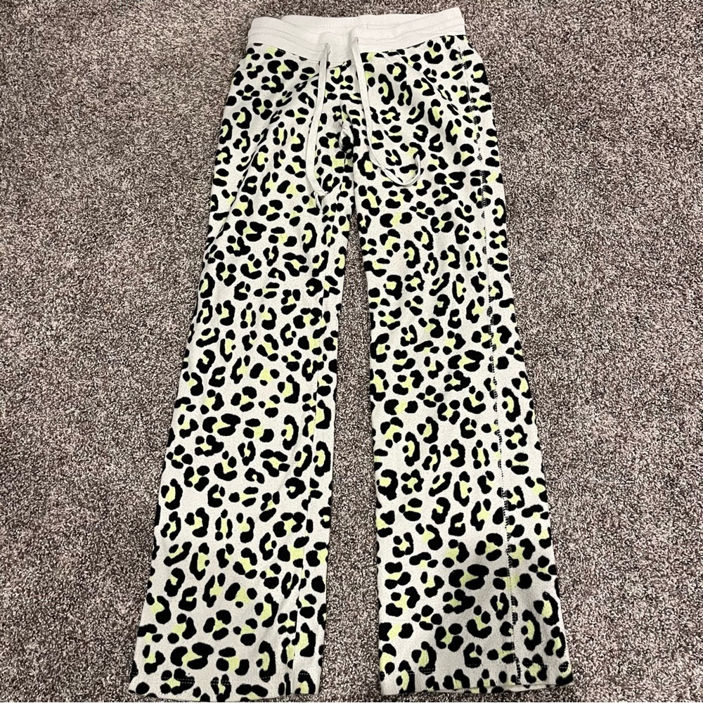 Aero PJ Bottoms - Picture 2 of 3